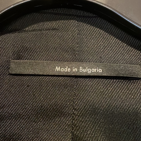 Gucci Blazer. Very gently used! 100 % lana wool; It size 40. - Picture 6 of 6